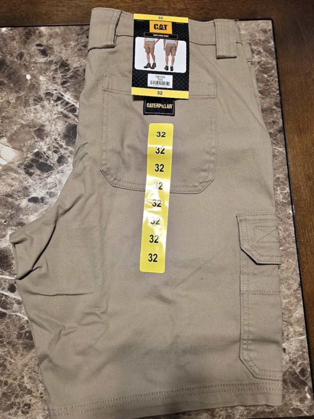 Caterpillar CAT Men's Utility Cargo Short Shorts Brown Waist 32 NWT